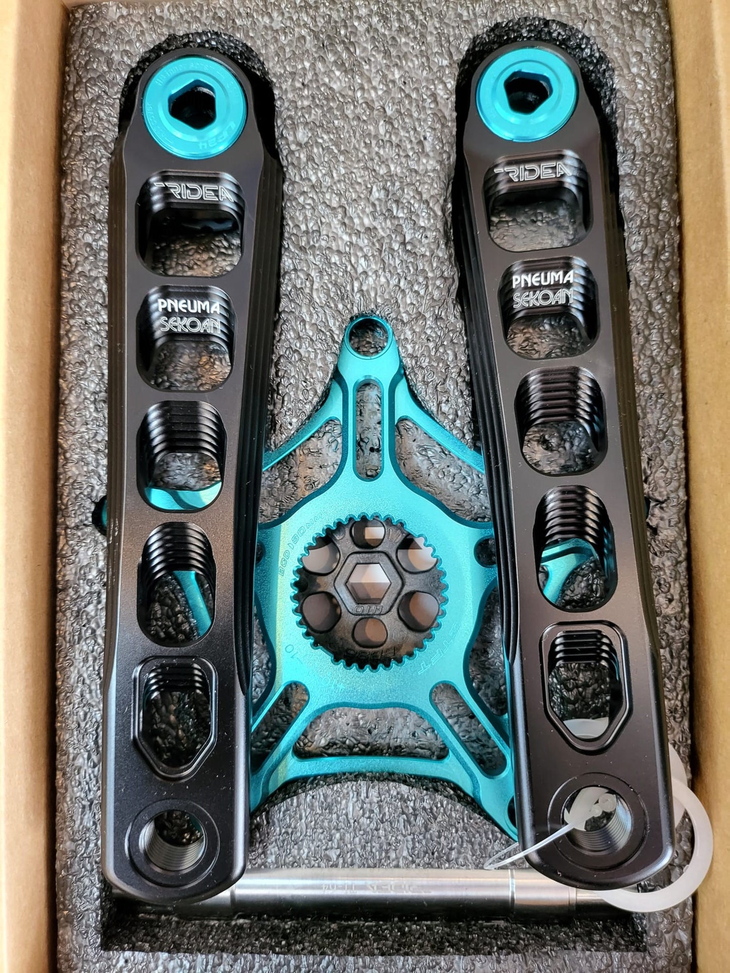 RIDEA PNEUMA CRANK