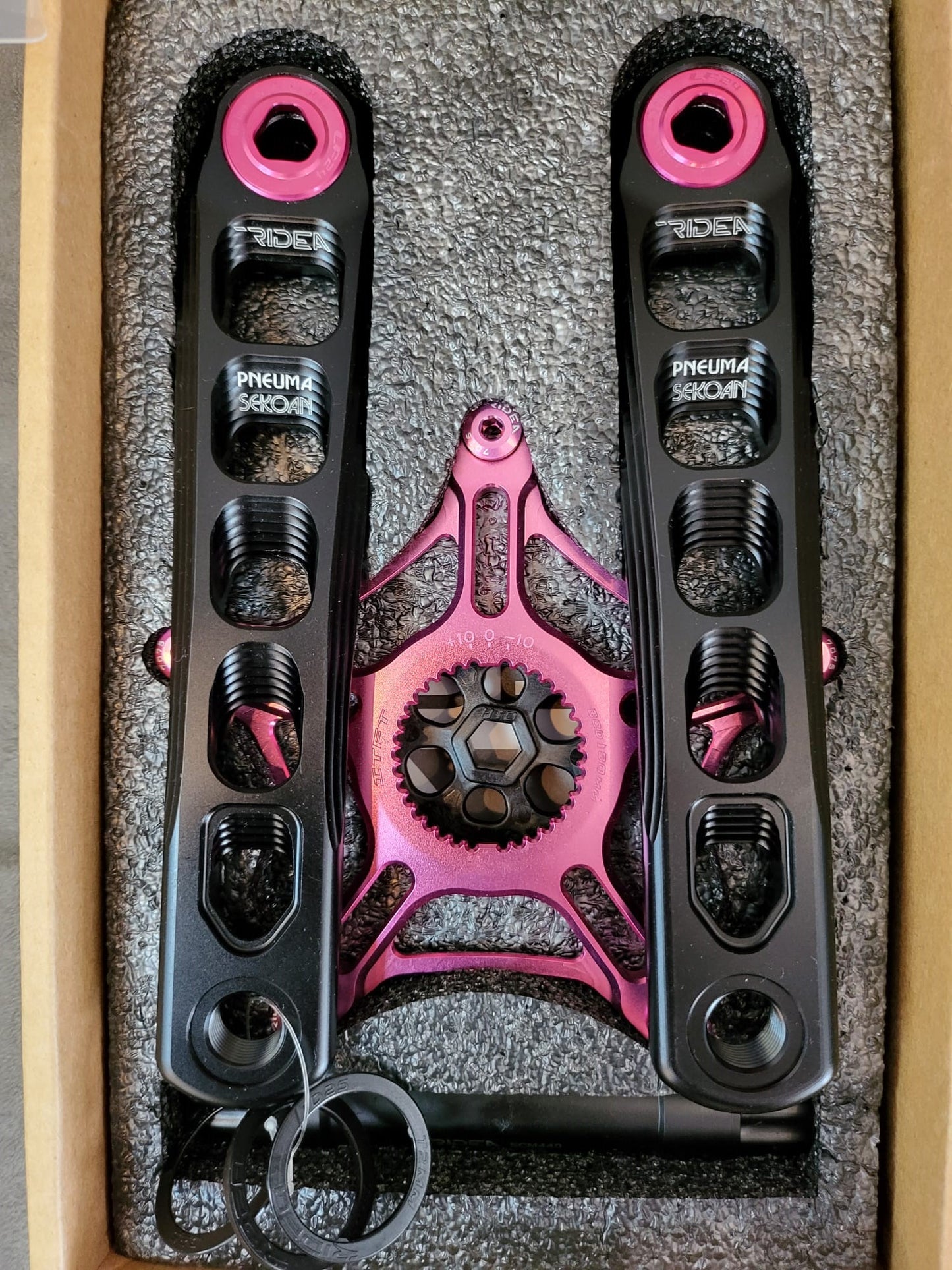 RIDEA PNEUMA CRANK